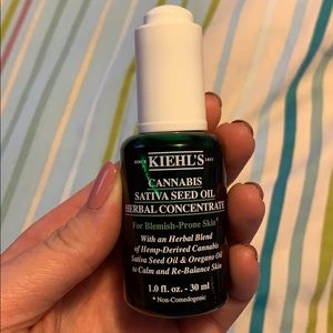 Kiehl’s cannabis static’s seed oil!